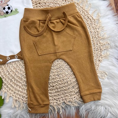  CONJ. DE MALHA 3 PEÇAS - Ursinho com Bola de Futebol - Off White e Caramelo